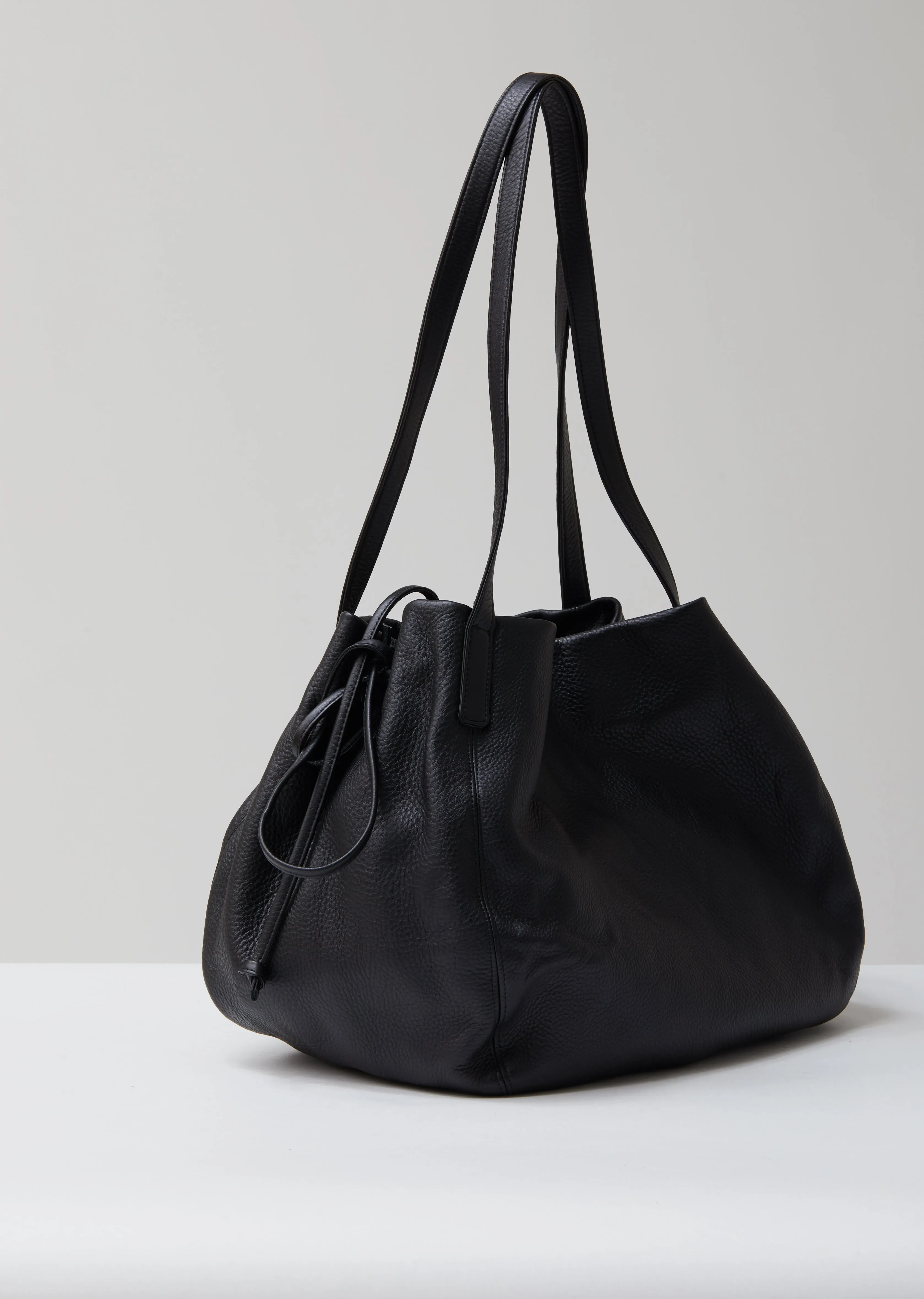 Circle Squeeze Bag