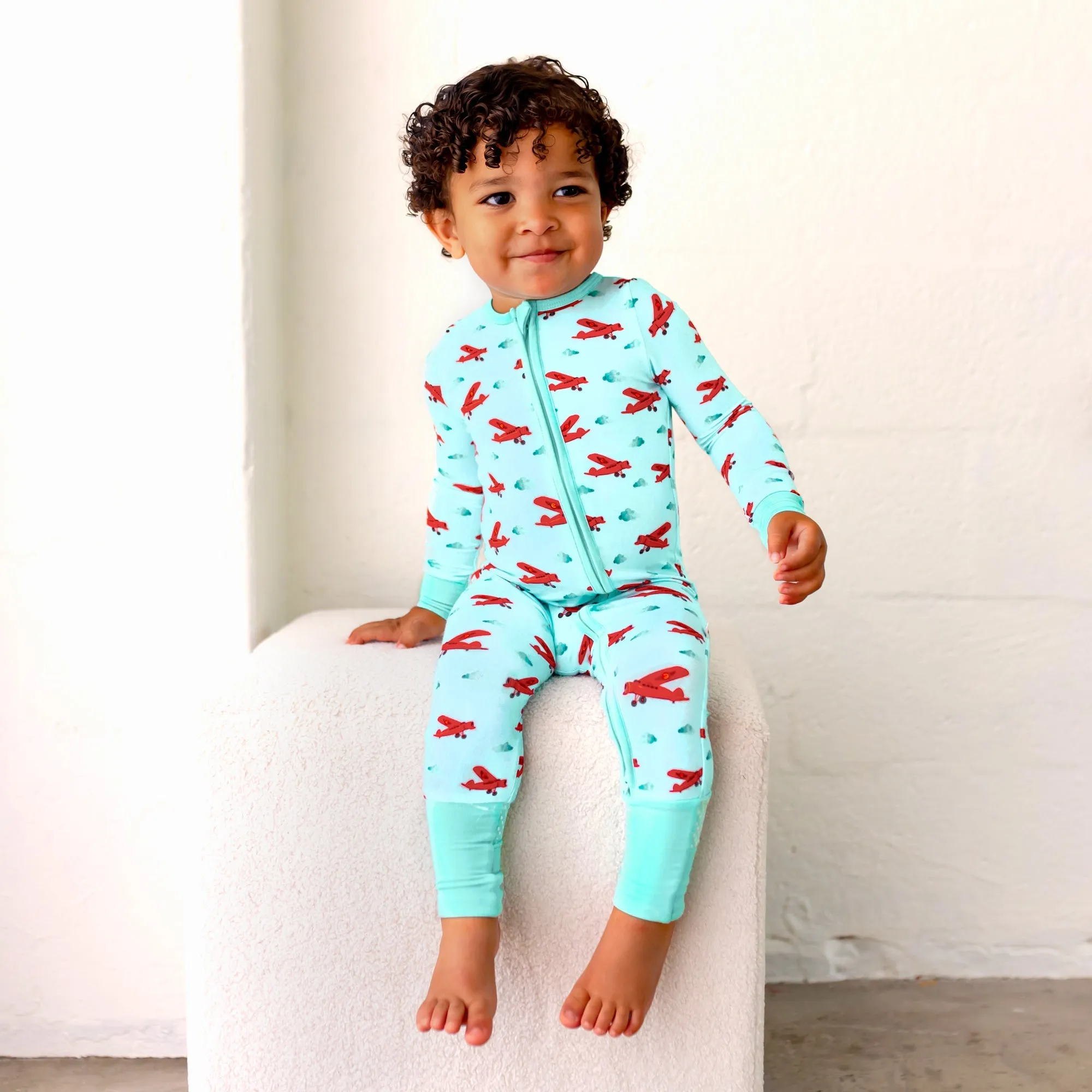 Free Dreamers Aviators Convertible Footie (NB-3T)