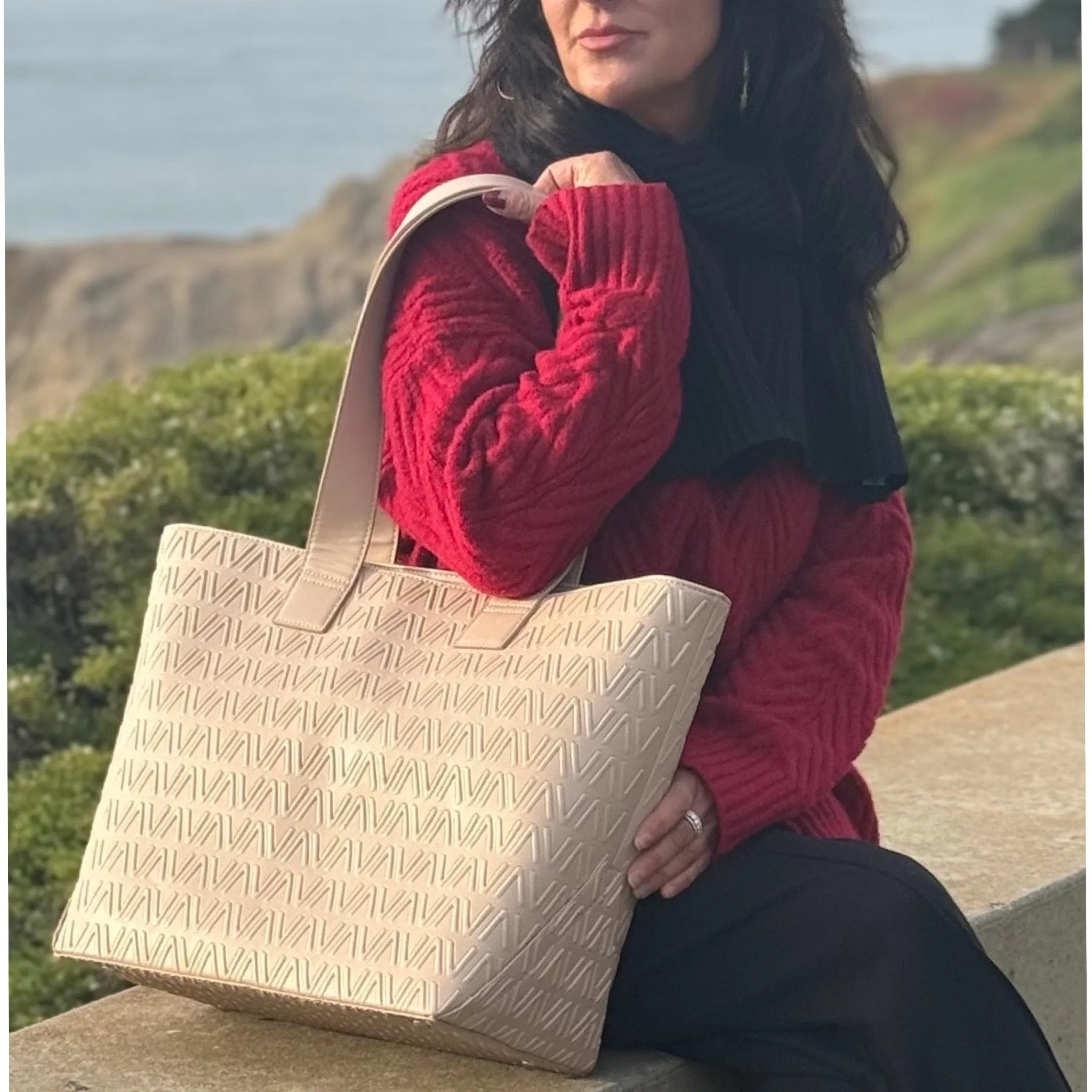 MARY ZIP TOP TOTE