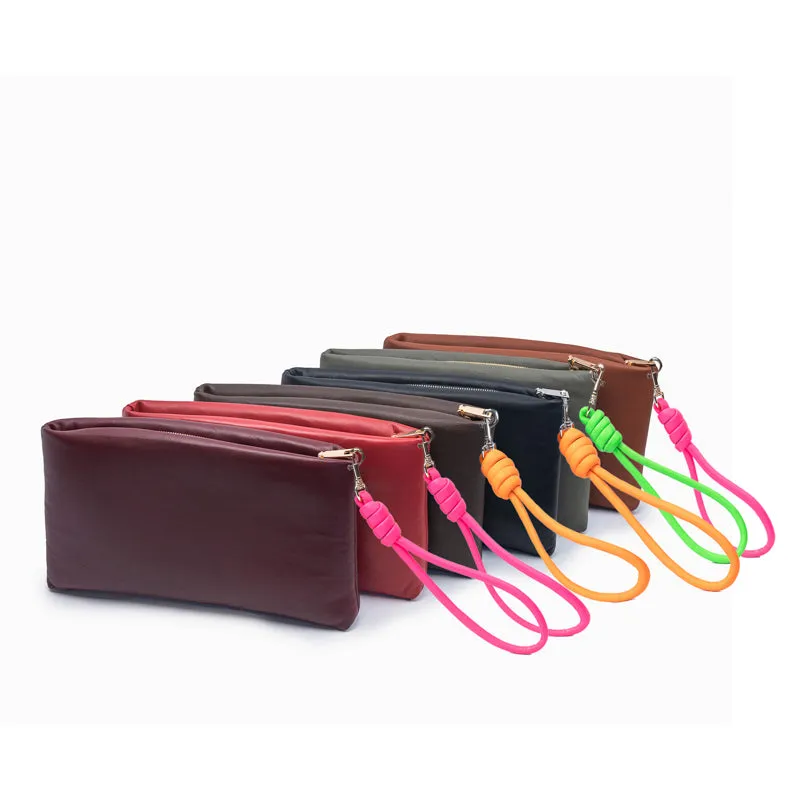 PILLOW PENCIL | BURGUNDY