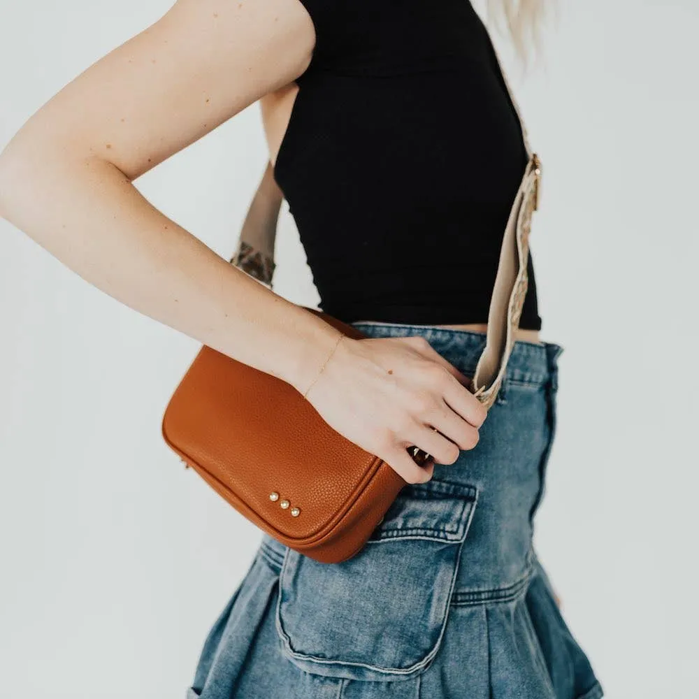 Pretty Simple - Willow Camera Crossbody Bag