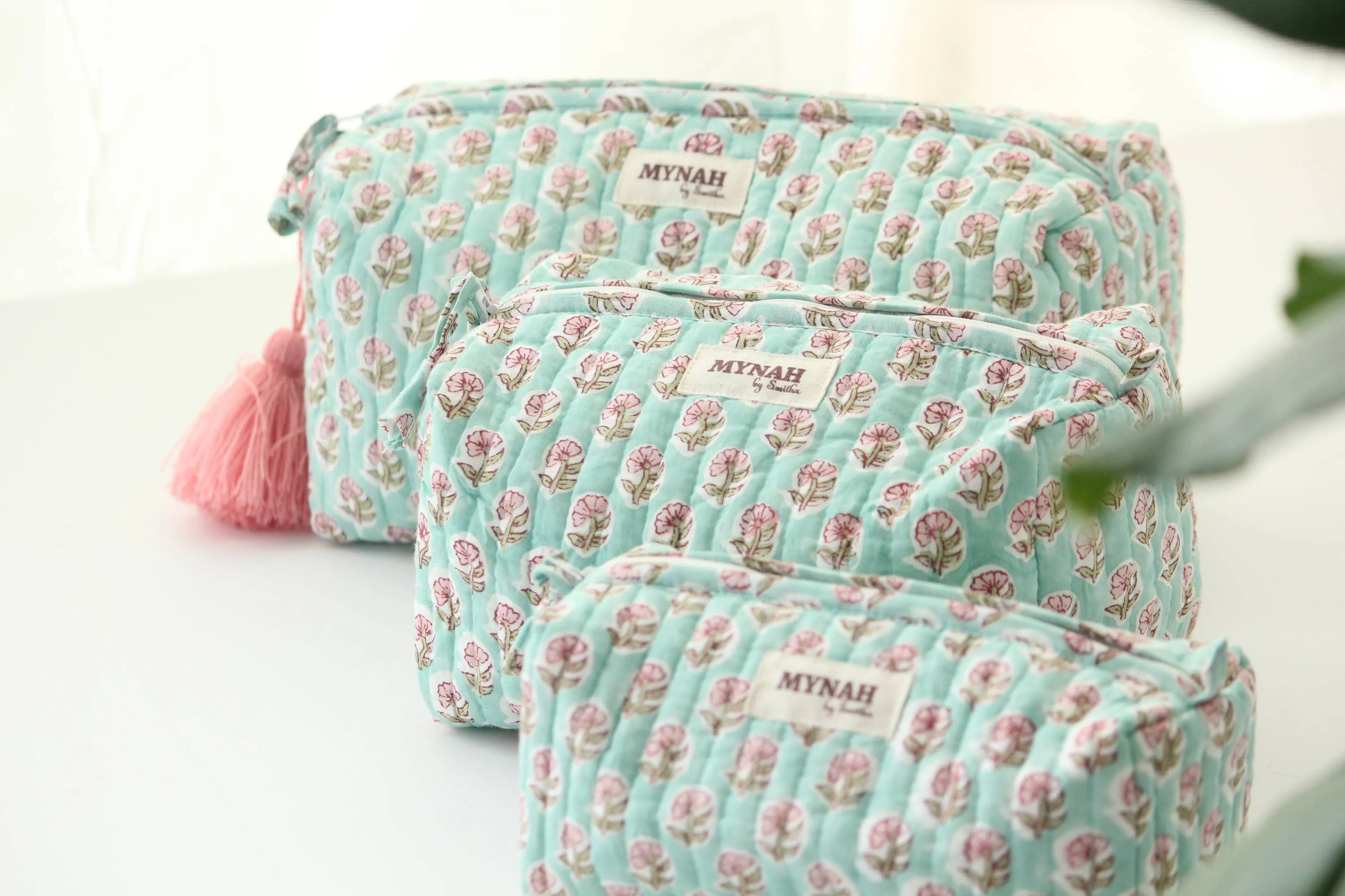 Set of 3 Mint floral print travel bag