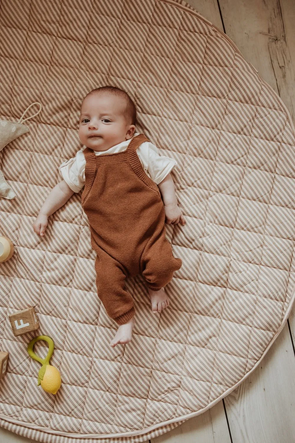Stripes Brown organic babymat